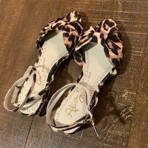Alice and Olivia leopard peeptoe sandals